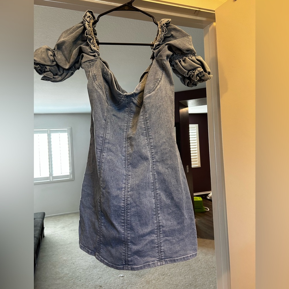 PYT Off Shoulder Jean Mini Dress 💜